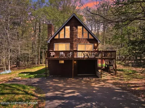 123 Lake In The Clouds Rd, Canadensis, PA 18325