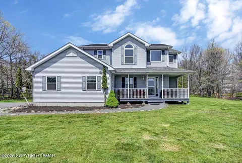 306 Valley View Dr, Albrightsville, PA 18210