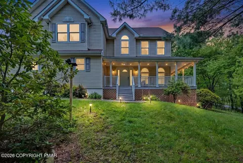 114 Skyview Cir, Sciota, PA 18354