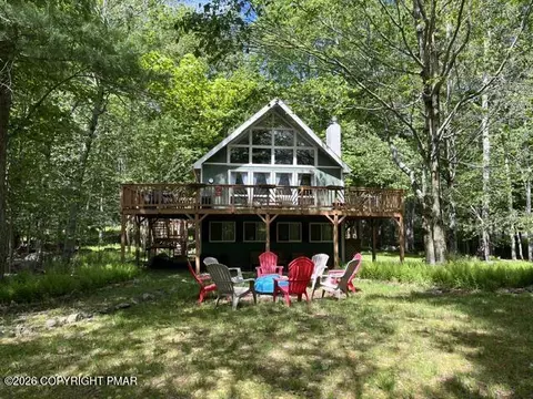 108 Norton Dr, Gouldsboro, PA 18424