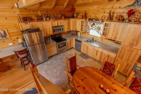Kitchen - 1160 Bluebird Ln, Bushkill, PA 18324 photo 2 of 2