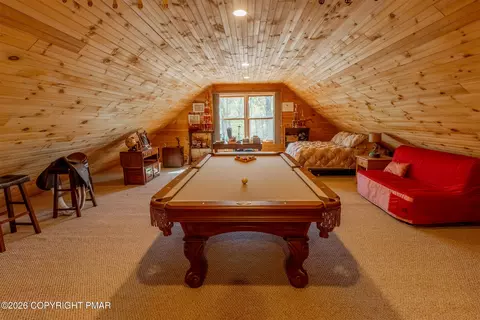 Bedroom - 1160 Bluebird Ln, Bushkill, PA 18324 photo 1 of 8