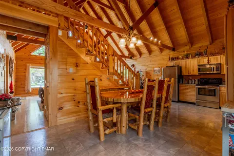 Dining - 1160 Bluebird Ln, Bushkill, PA 18324 photo 2 of 2