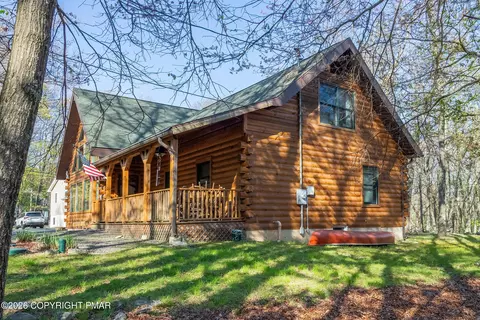 Exterior - 1160 Bluebird Ln, Bushkill, PA 18324 photo 5 of 6