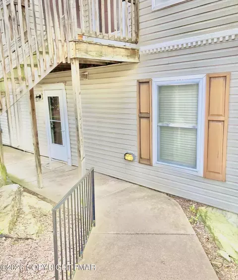 149 Victoria Heights Rd, East Stroudsburg, PA 18301