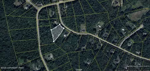 Highland Road, Roaring Brook Twp, PA 18444
