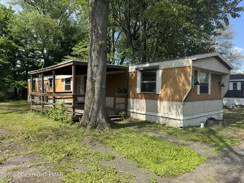 182 Mill Creek Rd, East Stroudsburg, PA 18301