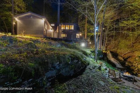 3140 Bear Rd, Bushkill, PA 18324 photo 4