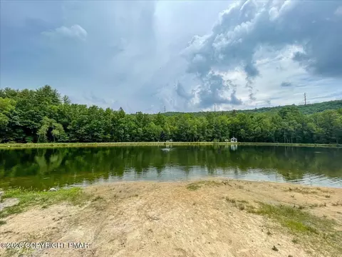 View/Area - 5873 Decker Rd, Bushkill, PA 18324 photo 3 of 3