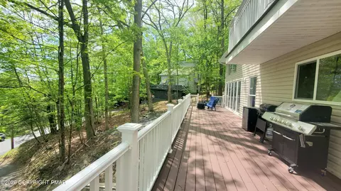 Exterior - 5873 Decker Rd, Bushkill, PA 18324 photo 14 of 14