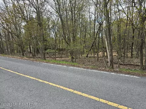 107 Clearbrook Dr 107 Dr, Albrightsville, PA 18210