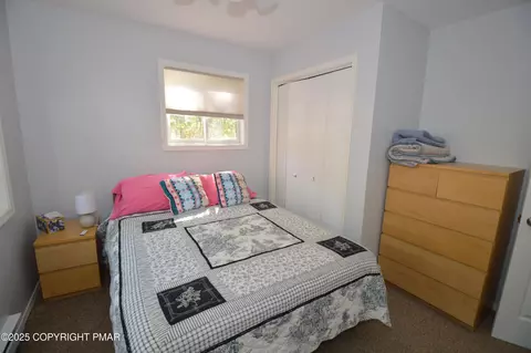 Bedroom - 128 Ashley Ct, Bushkill, PA 18324 photo 8 of 10