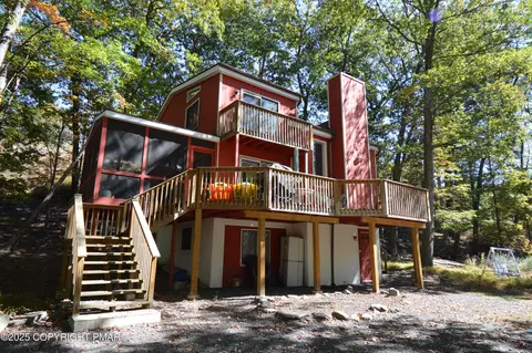 Exterior - 128 Ashley Ct, Bushkill, PA 18324 photo 4 of 6