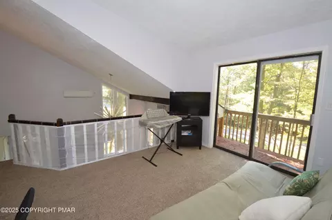 Other - 128 Ashley Ct, Bushkill, PA 18324 photo 4 of 12