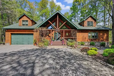 2123 Camp Owaissa Ct, Pocono Pines, PA 18350