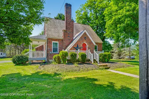 2735 Little Gap Rd, Palmerton, PA 18071