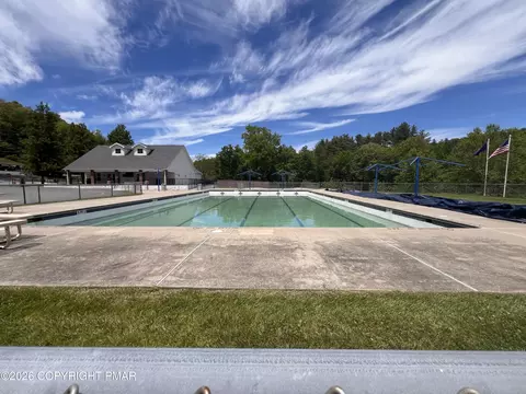 Exterior - 5709 Decker Rd, Bushkill, PA 18324 photo 6 of 8