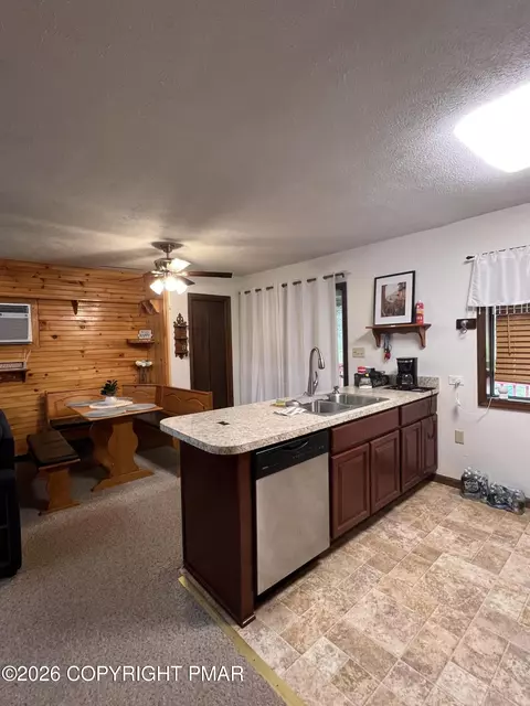 Kitchen - 5709 Decker Rd, Bushkill, PA 18324 photo 1 of 2