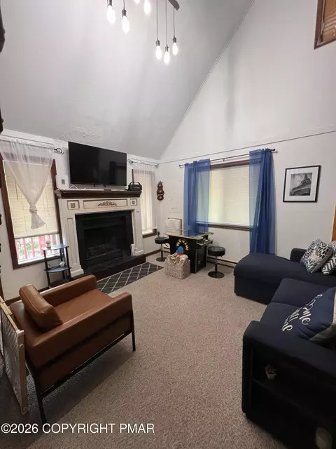 Living - 5709 Decker Rd, Bushkill, PA 18324 photo 3 of 3