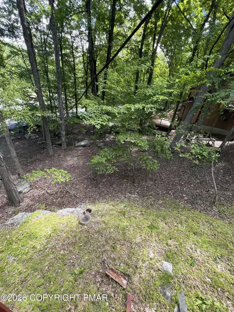 Exterior - 5709 Decker Rd, Bushkill, PA 18324 photo 2 of 8