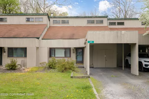 145 Ridge Dr, Tannersville, PA 18372