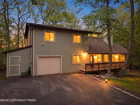 342 Gold Key Rd, Milford, PA 18337