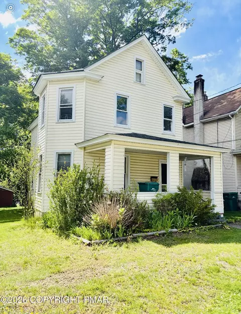 257 Brodhead Ave, East Stroudsburg, PA 18301