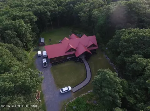 1673 Laurel Run Rd, Bear Creek Township, PA 18702
