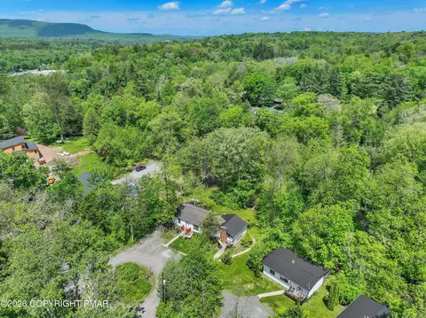 14621466 Pocono Ln, Bartonsville, PA 18321