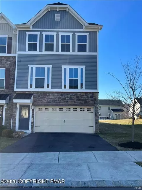 2191 Cook Dr, Easton, PA 18045