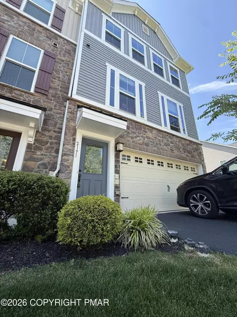 2191 Cook Dr, Easton, PA 18045