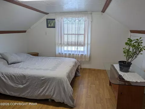Bedroom - 1085 Interchange Rd, Gilbert, PA 18331 photo 4 of 5