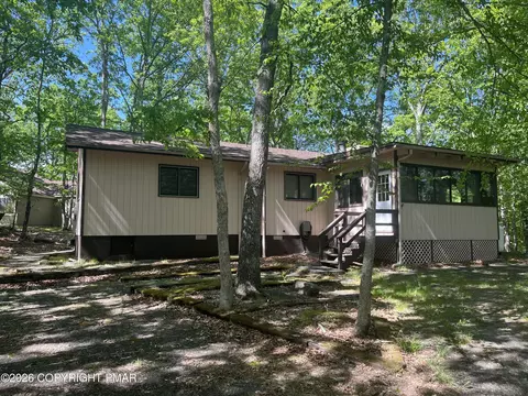 5970 Decker Rd, East Stroudsburg, PA 18302