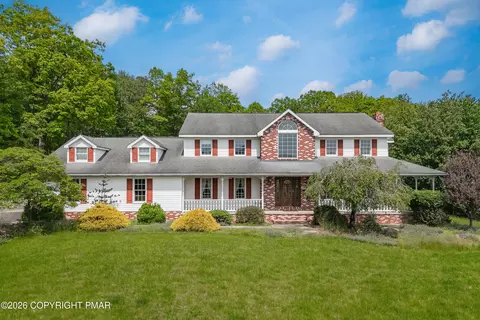 324 W 10th St, Jim Thorpe, PA 18229
