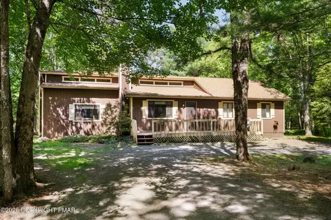 251 Mckuen Way, Albrightsville, PA 18210