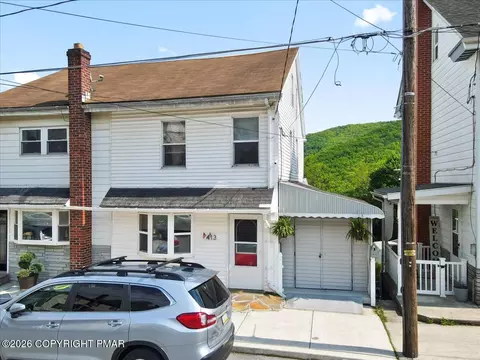 413 South Ave, Jim Thorpe, PA 18229