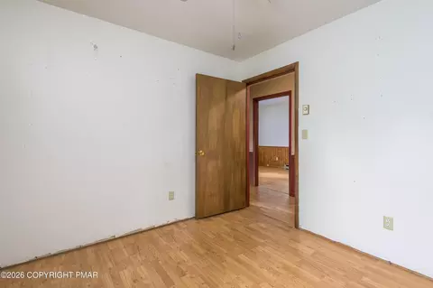 Bedroom - 2289 Walnut Trl, Bushkill, PA 18324 photo 6 of 6
