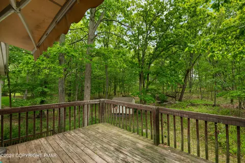 Exterior - 2289 Walnut Trl, Bushkill, PA 18324 photo 5 of 6
