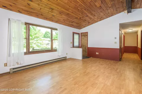 Living - 2289 Walnut Trl, Bushkill, PA 18324 photo 1 of 4