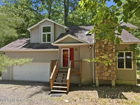 5087 Yukon Dr, East Stroudsburg, PA 18302