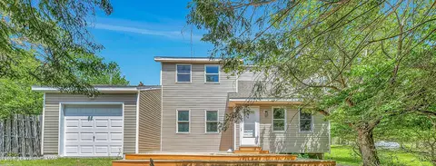 405 Skyline Dr, Blakeslee, PA 18610