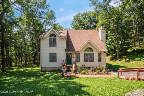 236 Dorchester Dr, Bushkill, PA 18324