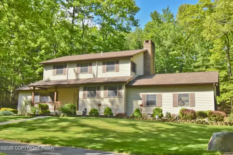 1220 Kroucher Rd, Stroudsburg, PA 18360