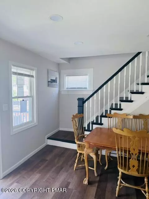 Dining - 3 E Mountain Rd, Scranton, PA 18505 photo 1 of 2