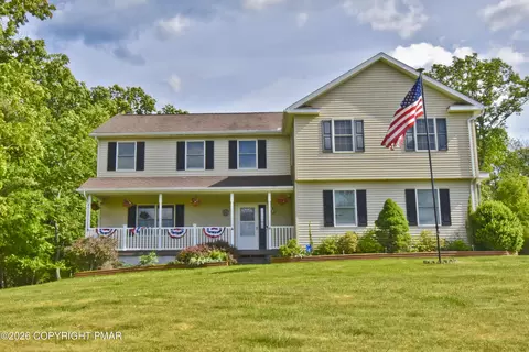 320 Ramblebush Rd, Stroudsburg, PA 18360