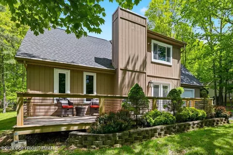 74 Byron Ln, Albrightsville, PA 18210