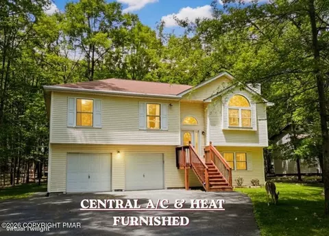 9 Sycamore Cir, Albrightsville, PA 18210
