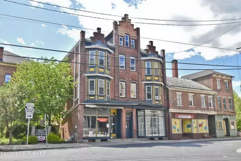 28 S Main St, Bangor, PA 18013