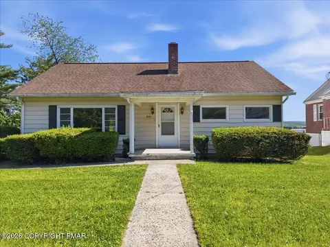 929 Coal St, Lehighton, PA 18235