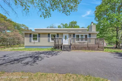 123 Caddo Ter, Albrightsville, PA 18210